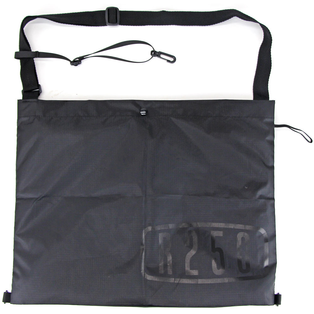 R250&nbsp;サコッシュ2&nbsp;ミディアム&nbsp;&nbsp;ブラック