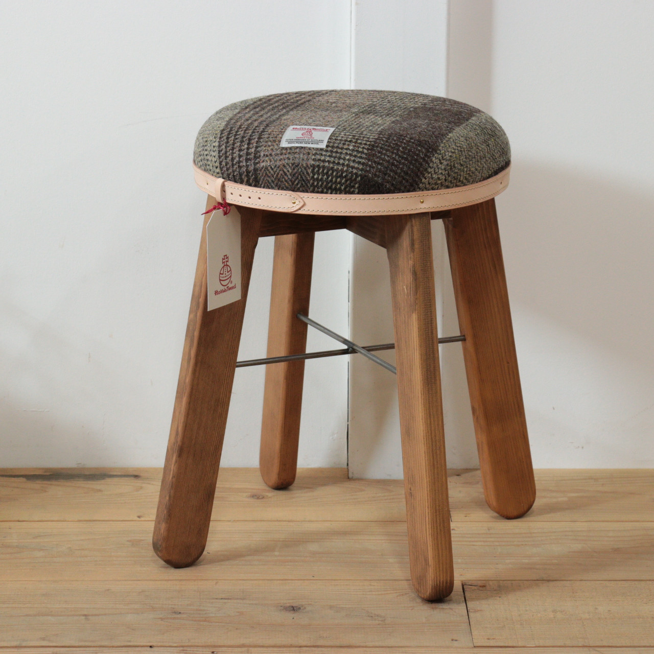 ハイスツール 【ブラウンチェック】HARRIS TWEED（ハリスツイード）
