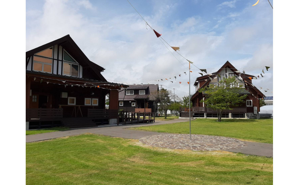 【宮城県美里町】でんえん土田畑村 宿泊補助券 9,000円分（3,000円×3枚）