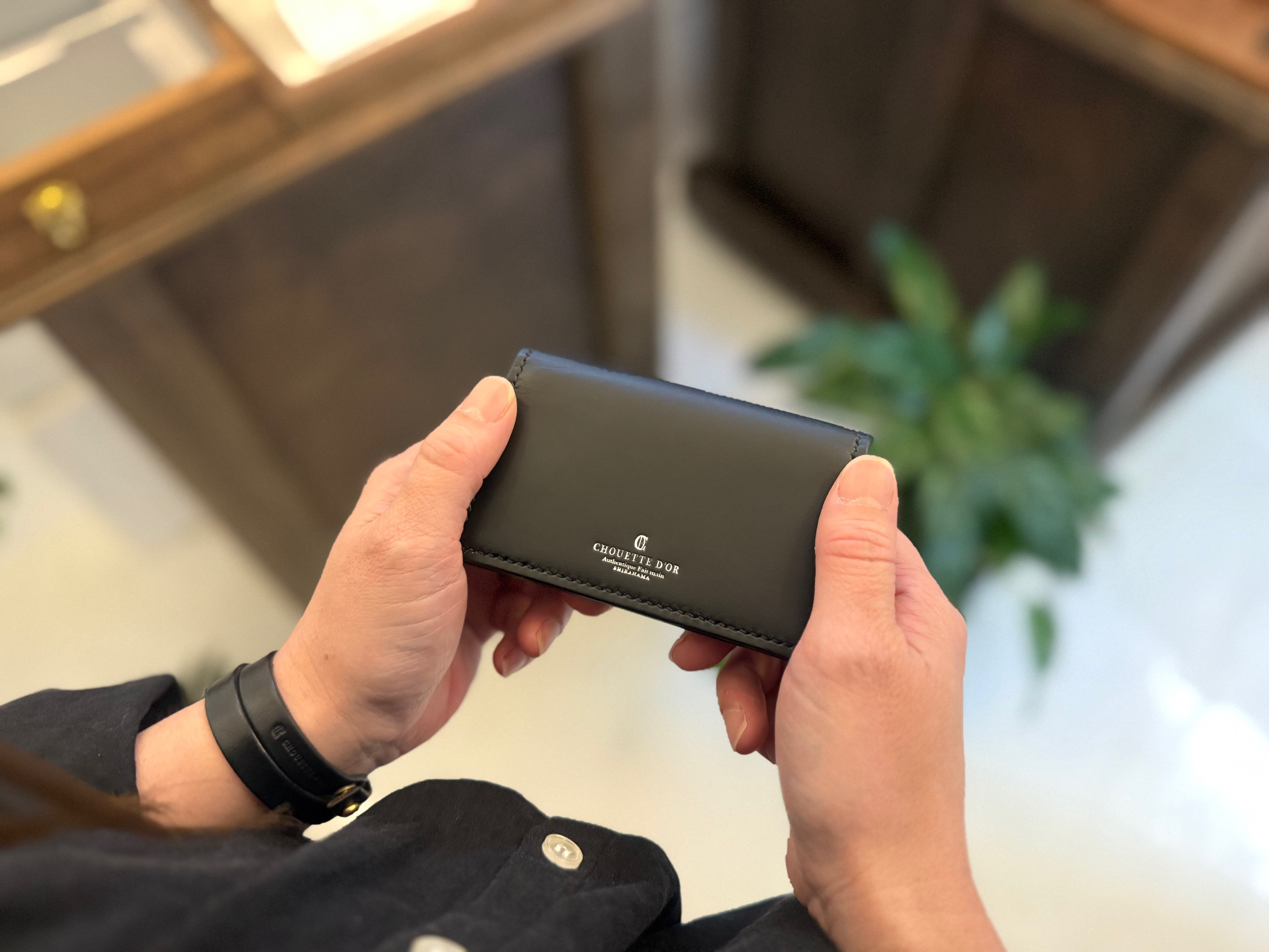 革職人が作る牛革名刺入れ Card case［BLK］