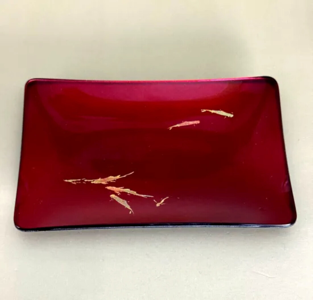 角小皿 鯉 赤溜 ［NF133］