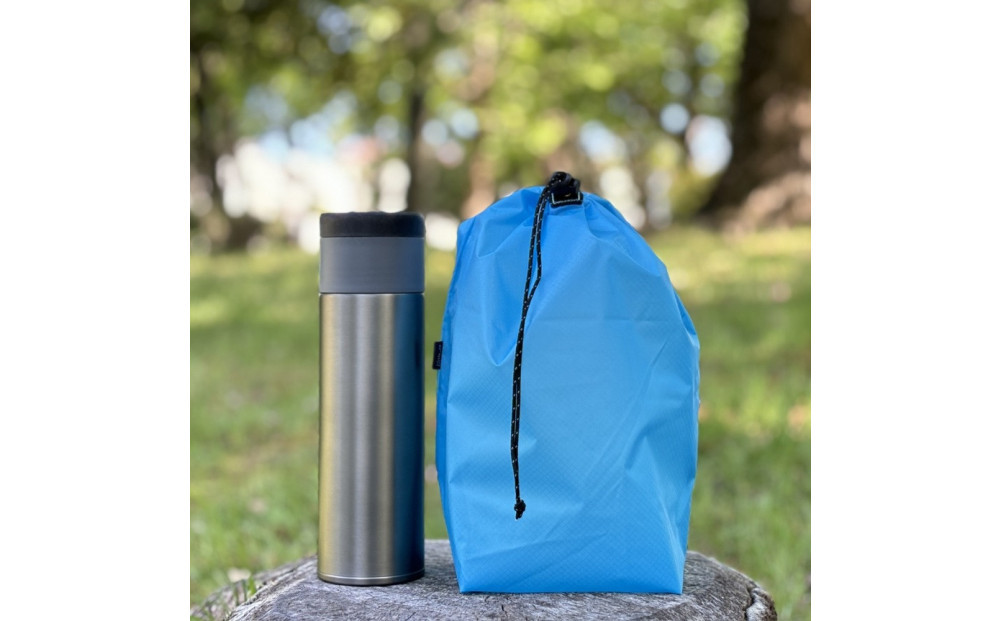 【M・3L・水色】　大きめナイロン巾着袋　スタッフバッグ　スタッフサック　バッグインバッグ　着替え袋