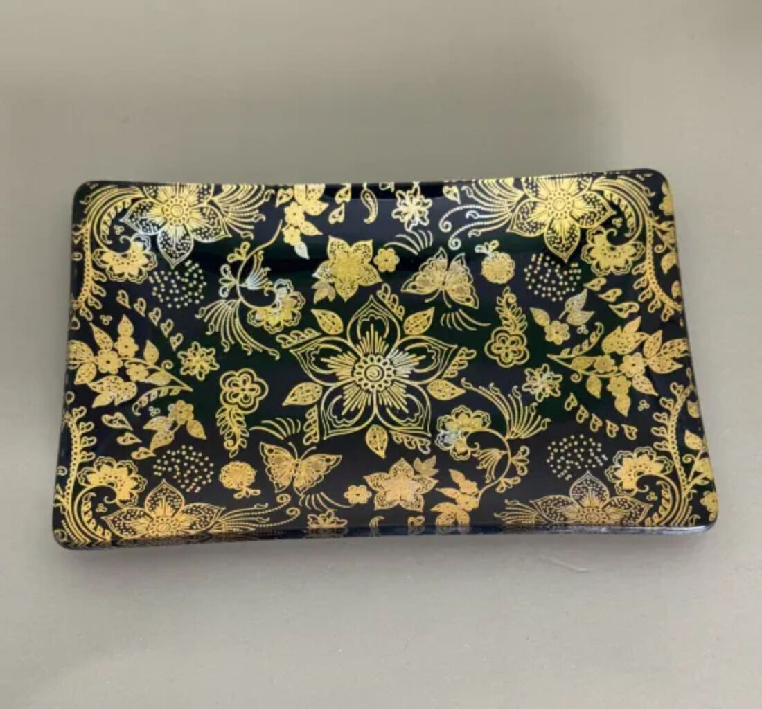 角小皿&nbsp;花舞&nbsp;漆黒&nbsp;［NF132］