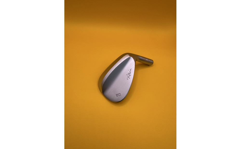 【福岡市】女性クラフトマンの阿比留俊子　設計・デザイン　Abi&nbsp;Wedge&nbsp;ホワイトクロムメッキ60°　N.S.PRO&nbsp;MODUS3&nbsp;WEDGE&nbsp;105