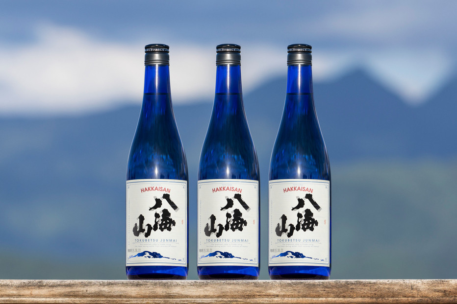 ドジャース公式日本酒 「特別純米酒 八海山」 ブルーボトル 720ml×3本 【お酒 さけ 純米酒 ギフト 人気 おすすめ 送料無料 ドジャース ロサンゼルス】