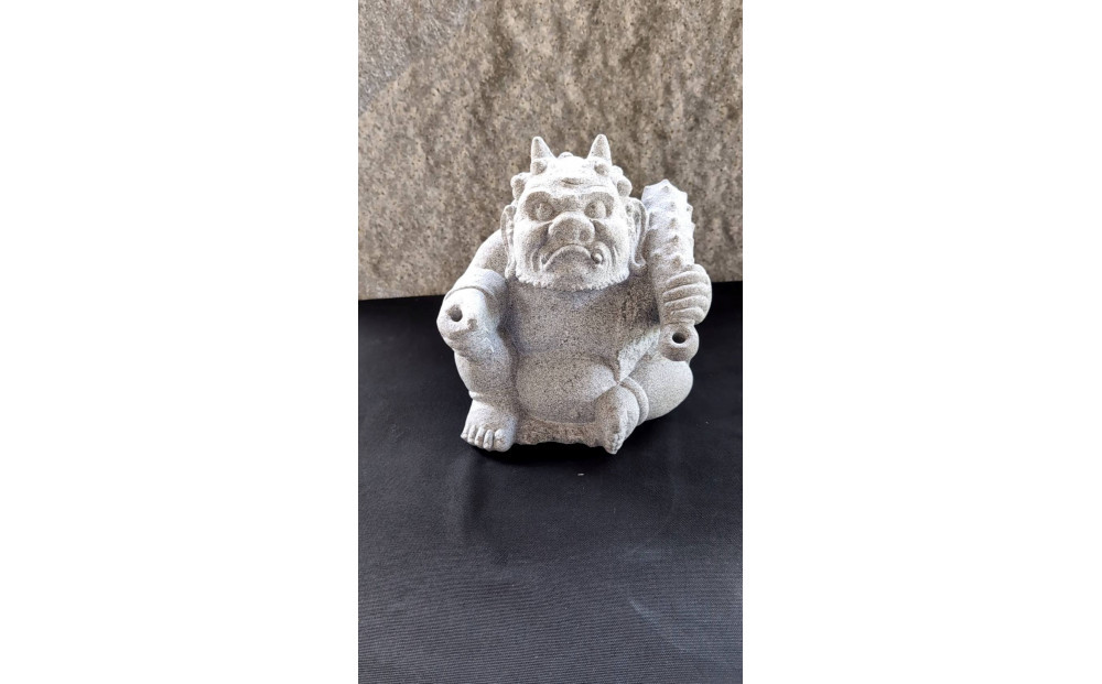 庵治石「鬼っこ」やるっ鬼