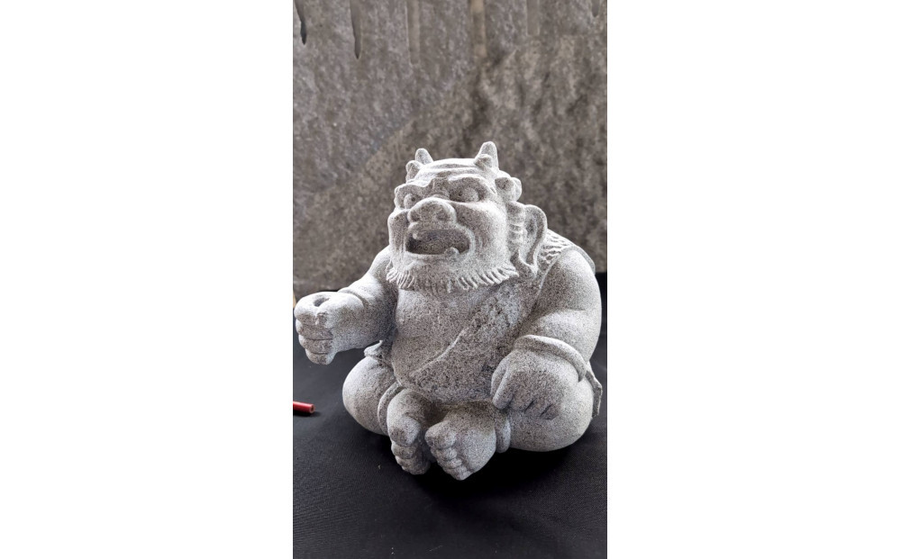 庵治石「鬼っこ」げん爺