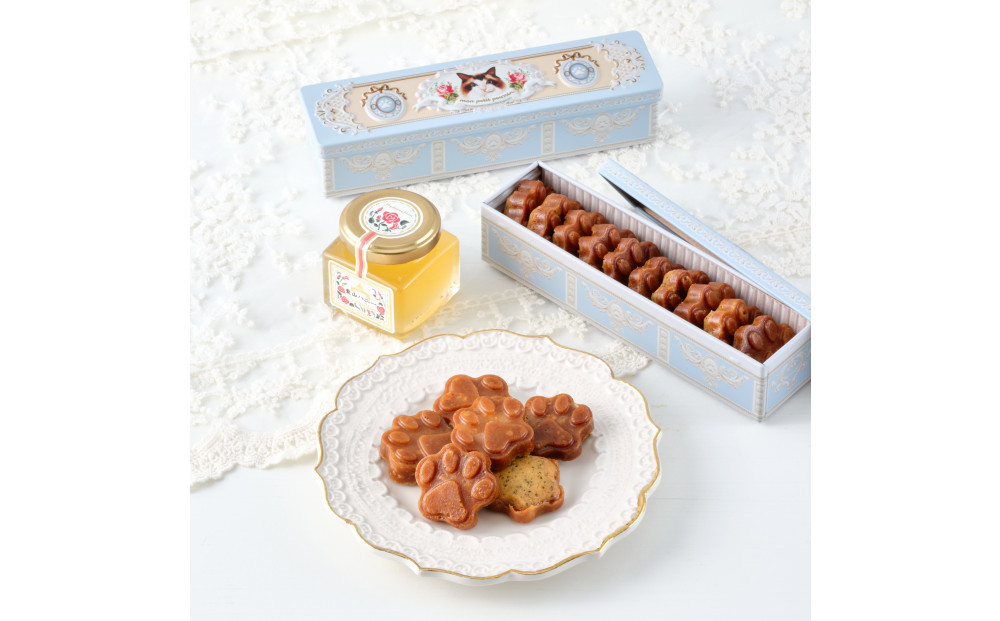 モンプティブラン&nbsp;～肉球の形のアールグレーフロランタン～