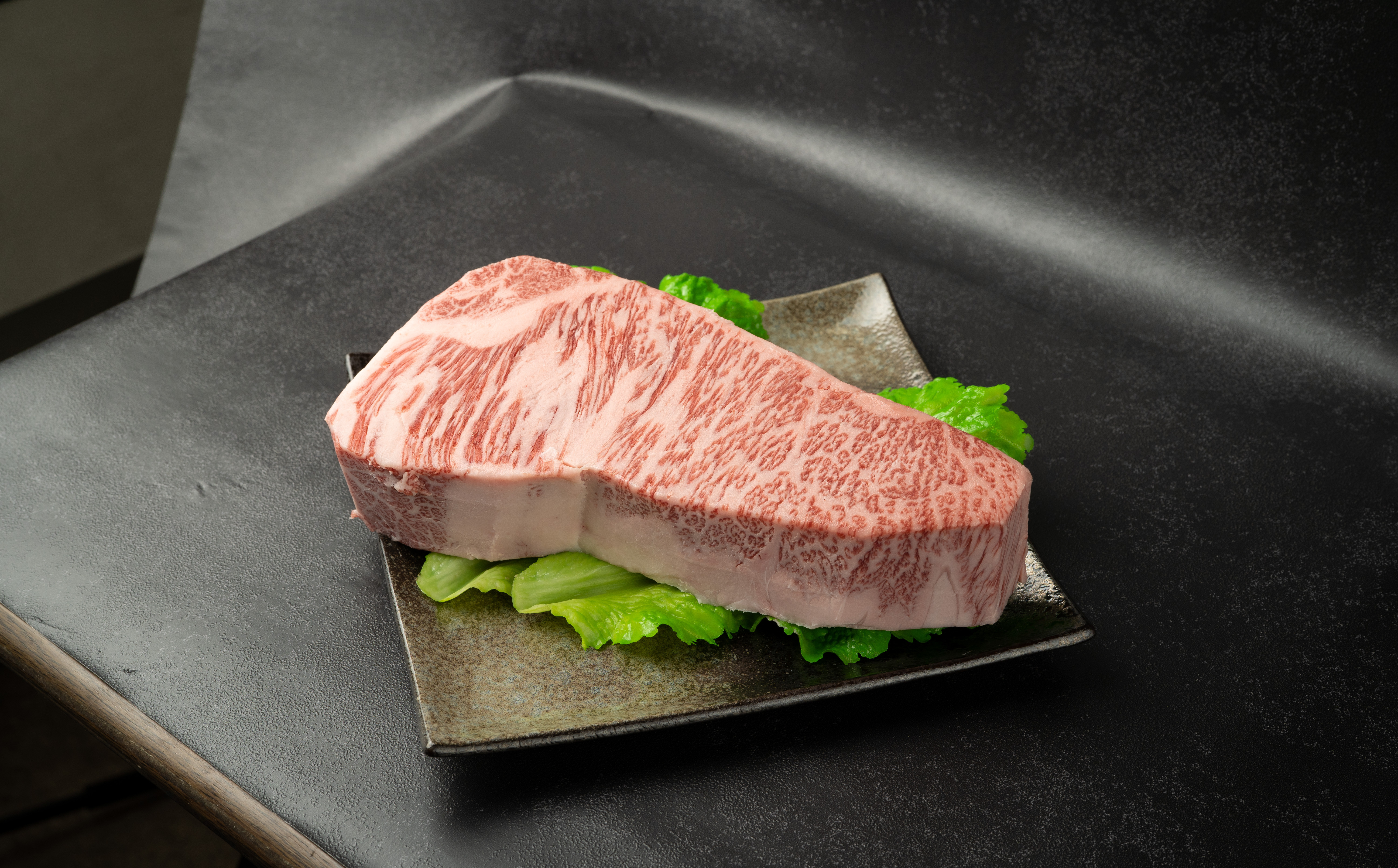 遠州夢咲牛&nbsp;サーロイン厚切り&nbsp;1kg｜静岡県&nbsp;和牛&nbsp;お肉屋さんマルマツ