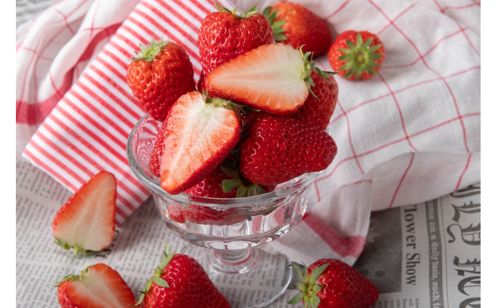 苺屋いちかわ農園直送！その時一番おいしいイチゴ4パックセット【配送不可：沖縄県・離島】