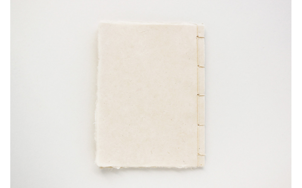 二俣和紙の和帖　無地　16枚綴り　32ページ　和帖&nbsp;和紙&nbsp;紙&nbsp;文房具&nbsp;筆記用具&nbsp;雑貨&nbsp;日用品　石川&nbsp;金沢&nbsp;北陸&nbsp;復興支援&nbsp;復興応援