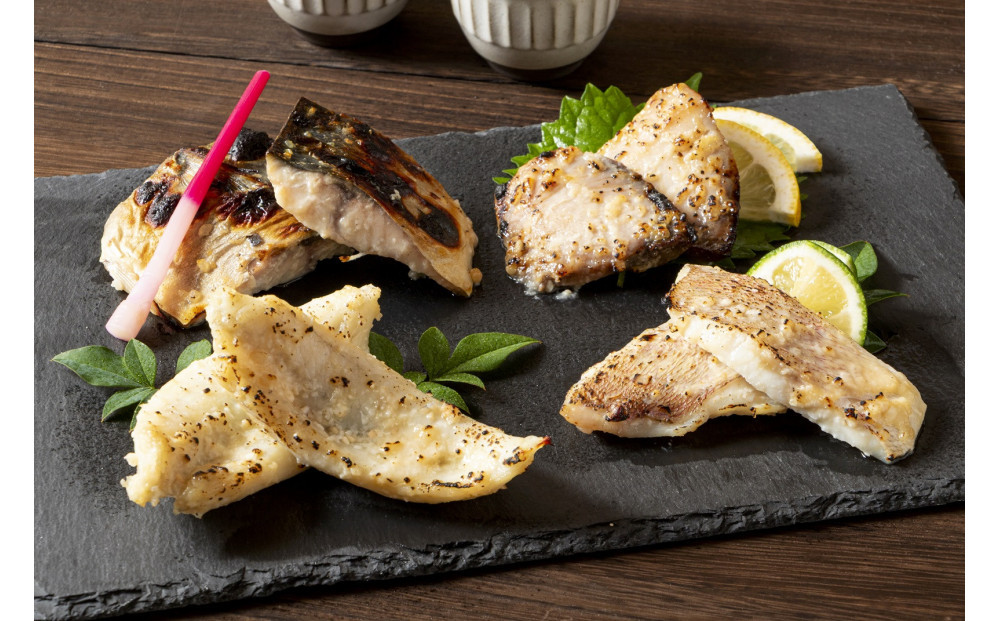 博多製造　天然鮮魚の味噌漬け詰合わせ&nbsp;8個入り（ふぐ・さば・真鯛・ぶり&nbsp;各2個ずつ）