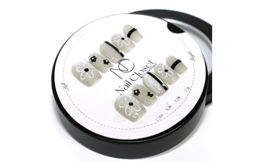 ネイルチップ　ミディアム【夜咲】Lサイズ　Antellijan大宮ネイルサロンのハンドメイド　M6-L