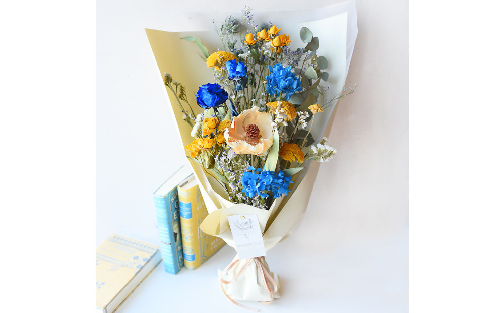 【母の日】プレミアムドライフラワー・ブーケ　シェルフルール＜お届け日：2026年5/4～5/10&nbsp;当店おまかせ&nbsp;＞母の日カード付き【&nbsp;母の日&nbsp;ギフト&nbsp;アレンジ&nbsp;花&nbsp;贈り物&nbsp;大阪府&nbsp;門真市&nbsp;】