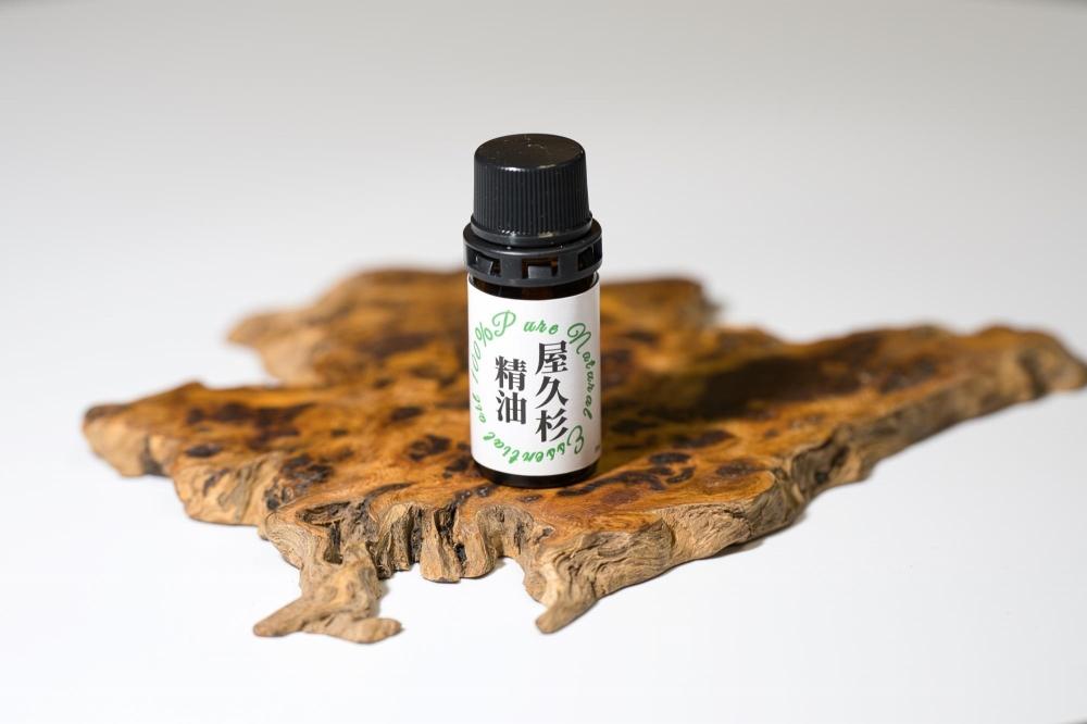 屋久杉精油&nbsp;5ml&nbsp;2本セット