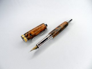 屋久杉万年筆ステーツマンジュニア