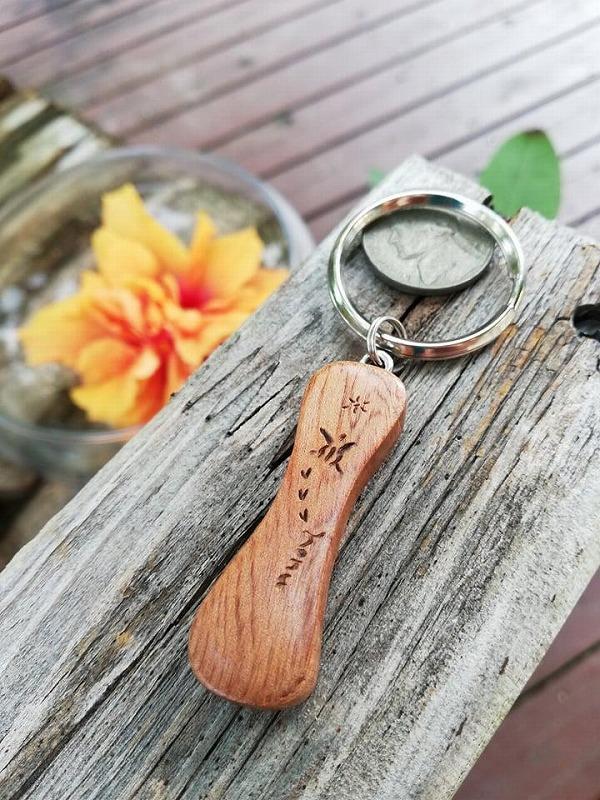 屋久杉Initialイニシャルキーホルダー　”&nbsp;I&nbsp;”