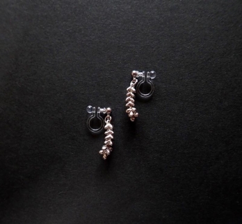 Ceder&nbsp;leaf&nbsp;（イヤリング／ノンホールピアス）【受注制作】