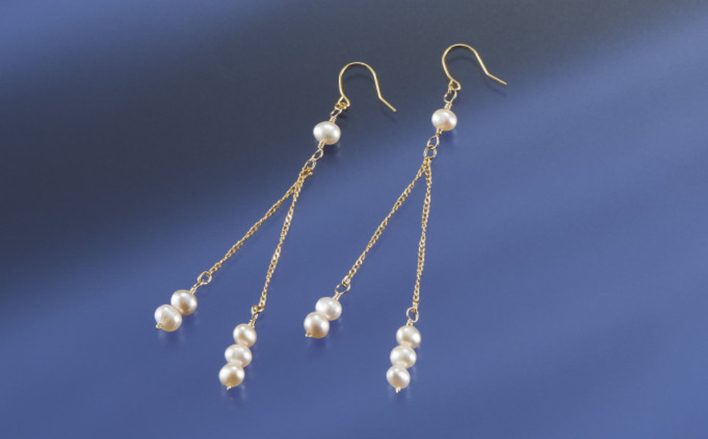 102506-2&nbsp;K14GF金張りピアス「淡水パール」