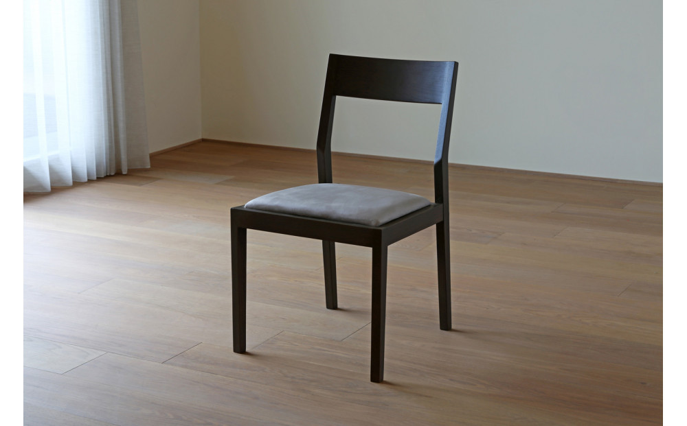 【開梱設置】高野木工&nbsp;KIEL&nbsp;CHAIR&nbsp;キール&nbsp;チェア&nbsp;肘なし&nbsp;オーク(黒塗装)&nbsp;【10年保証】