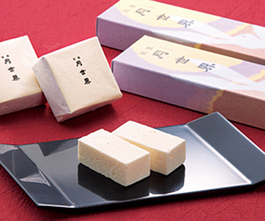 富山 大和百貨店 選定 〈月世界本舗〉銘菓 月世界10本入 | JTBの