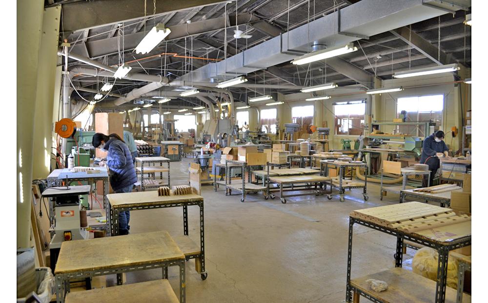 近藤工芸 / OAK Solid furniture 北海道旭川 マガジンラック 楽天市場】日本 旭川家具 近藤工芸 MUKU工房 60万「ブルックス」 食器