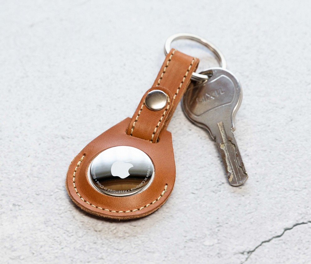 エアタグ用&nbsp;キーホルダー&nbsp;カバー&nbsp;レザー&nbsp;本革&nbsp;キーリング&nbsp;apple&nbsp;airtag&nbsp;【ライトブラウン】