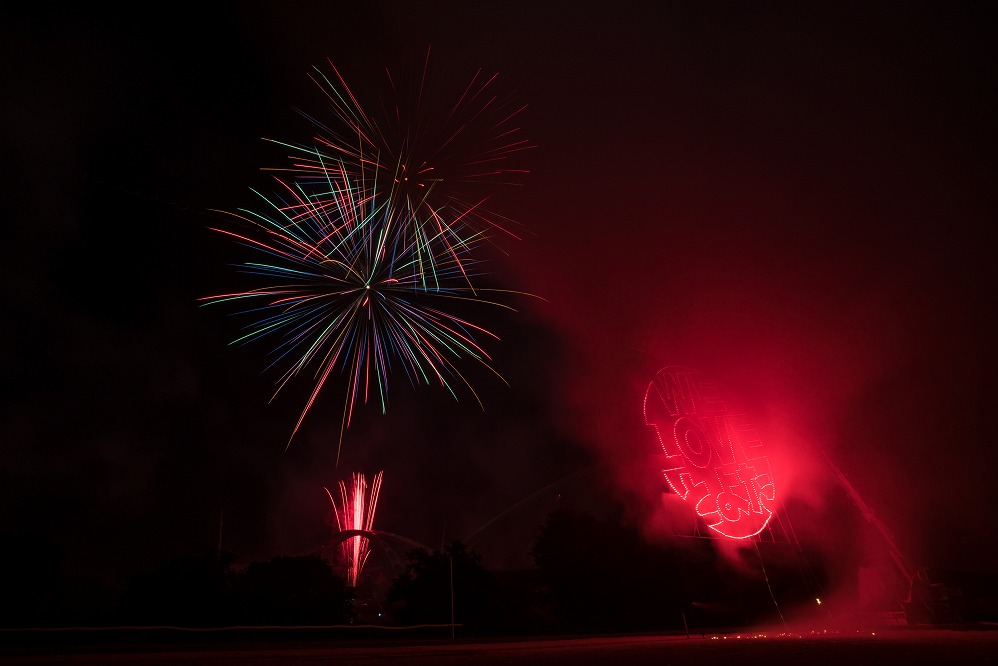 自分好みの花火が打ち上がる プライベート花火大会 Jtbのふるさと納税サイト ふるぽ