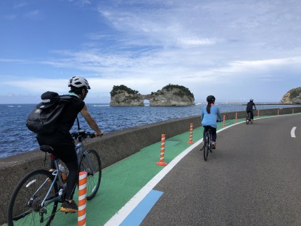 南紀熊野ジオパークガイドと巡る！白浜周遊サイクリング（Ｅバイク利用）