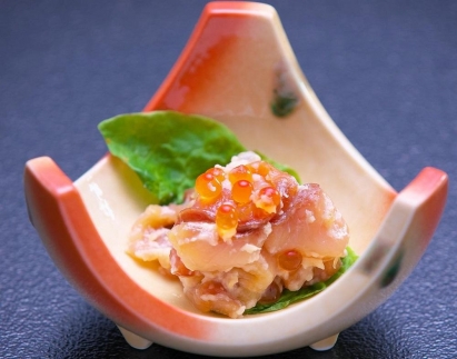 「大仙市玉川産　鮭の紅葉漬」日本料理　花よし