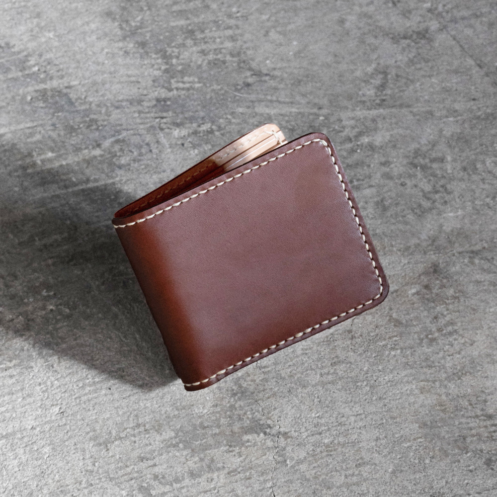 栃木レザー使用｜滑らか本革二つ折り財布｜Half&nbsp;wallet&nbsp;01｜チョコ｜minca（全7色）