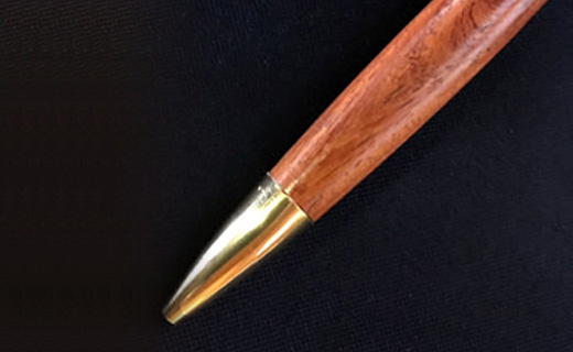 世界の銘木ペン 回転式木製ボールペン 花梨材 カリン 金具選択 ゴールド ロジウム サテンニッケル Mufactory Jtbのふるさと納税サイト ふるぽ