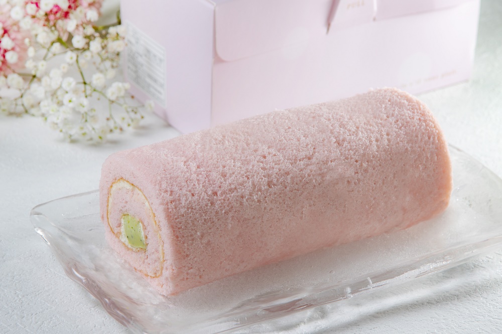 可愛い桃色 純生桜ロールケーキ Jtbのふるさと納税サイト ふるぽ