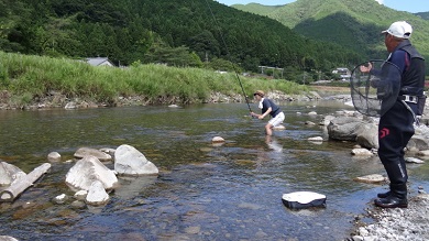 21年度 日置川アユ遊漁券 一年券 引換チケット 日置川アユ釣り年間鑑札 Jtbのふるさと納税サイト ふるぽ