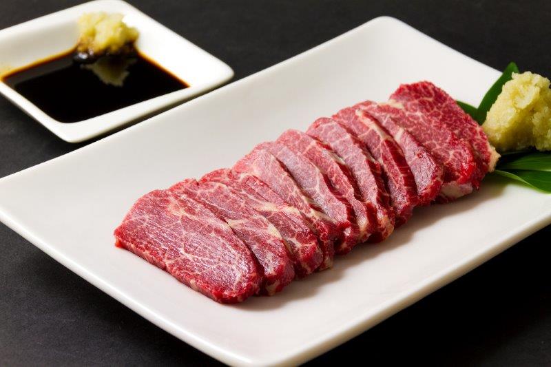 品切れ 阿蘇発 熊本特産品馬肉 霜降り馬刺し ヒレ肉ステーキ セット Jtbのふるさと納税サイト ふるぽ