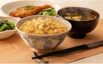 【令和８年産新米予約】　極上南魚沼産コシヒカリ（有機肥料、塩沢産）玄米10kg【2026年月10旬より1ヶ月以内に順次発送予定】