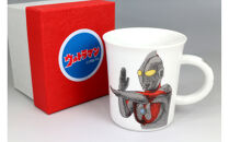 九谷焼　ウルトラマンマグカップ　スペシウム光線