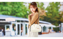 〈LeSportsac&nbsp;×&nbsp;familiar〉ショルダーバッグ　アイボリー