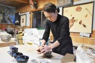 ヨロン島の素材を活かした　あーどぅる焼『取り皿2枚セット（サンゴ釉薬）』|&nbsp;焼き物&nbsp;伝統&nbsp;工芸&nbsp;陶器&nbsp;食器&nbsp;焼物&nbsp;工芸品&nbsp;和食器&nbsp;皿&nbsp;お皿&nbsp;おしゃれ&nbsp;セット&nbsp;中皿&nbsp;取皿&nbsp;取り皿&nbsp;人気&nbsp;贈答&nbsp;プレゼント&nbsp;ギフト&nbsp;お祝い&nbsp;鹿児島県&nbsp;与論島【ポイント交換専用】