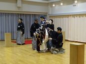 能楽師による能装束着附け＆能舞台の上で写真撮影【ポイント交換専用】