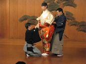 能楽師による能装束着附け＆能舞台の上で写真撮影【ポイント交換専用】