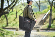ＨＵＧＥＬ&nbsp;エアロゲルトート型クーラーバッグ<br>
２５Ｌ&nbsp;AGSC-T25C&nbsp;チャコールグレー