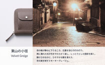 【京都市ふるさと納税】SMART&nbsp;MOVE!〈type2〉Velvet&nbsp;Greige｜東山の小径（深いグレージュ/トープ）｜京都&nbsp;ウォレット&nbsp;人気ブランド［&nbsp;京都&nbsp;財布&nbsp;本革&nbsp;スマートキー2個収納&nbsp;財布一体型キーケース&nbsp;ウォレット&nbsp;職人が一つ一つ手作り&nbsp;収納力&nbsp;コンパクト&nbsp;人気&nbsp;おすすめ&nbsp;かわいい&nbsp;ギフト&nbsp;プレゼント&nbsp;お取り寄せ&nbsp;通販&nbsp;送料無料&nbsp;ふるさと納税&nbsp;］