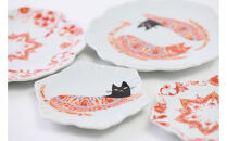 ハレクタニ　レリーフ皿セット　赤絵（ねこ・花）