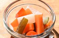 だいだい農家が作った  伊豆ピクルス３本セット ｜ 熱海市 伊豆野菜 加工食品 ピクルス 瓶詰め 酢漬け 彩り野菜 ヘルシー 保存食 人気 おすすめ 野菜 酢 酢漬け料理 おしゃれ ギフト プレゼント お取り寄せ 通販 送料無料 ふるさと納税