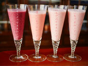 【スムージー・かんたんジャムに最適】冷凍いちごとちあいかフレッシュフローズン（500ｇ×4袋）