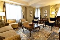 ホテルニューグランド&nbsp;マッカーサーズスイート　ペアご宿泊券（1泊2食付、夕食：フレンチディナー、館内ツアー付）