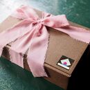 スペシャルなローチョコレートのコンプリートBOXギフト（12個入り）／紙袋付き【乳製品不使用ヴィーガンスイーツアソート】
