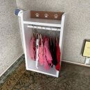 ペットハンガーラック&nbsp;（ホワイト×チーク）【肉球が可愛い】