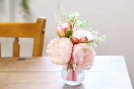 EH17-GFT　【ギフト用】水換え不要!!芍薬とグリーンの花瓶に入った花束：ピンク